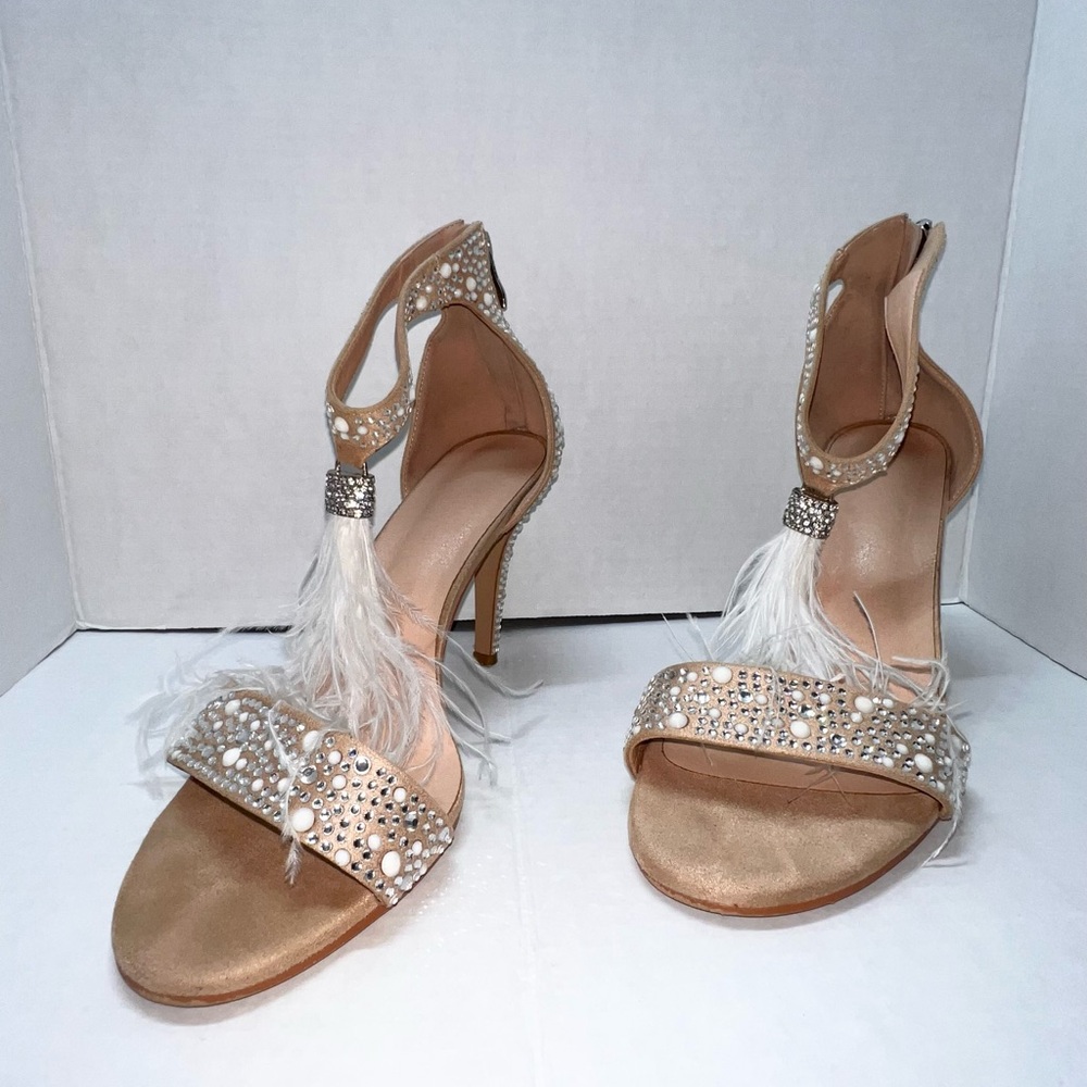 Elegant Pearl Embellished Tan Heels